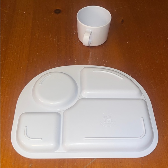 The World of Eric Carle, Brown Bear Kids Melamine 2 Piece Set - Picture 2 of 2